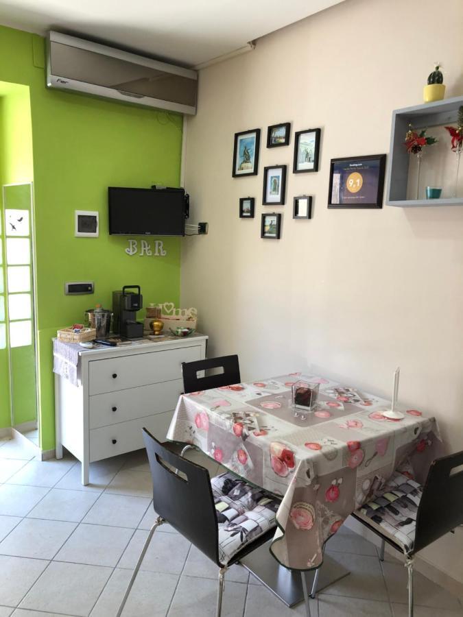Casa Vacanza Dei Greci บาร์เลตตา ภายนอก รูปภาพ