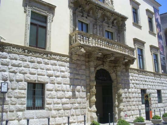 Casa Vacanza Dei Greci บาร์เลตตา ภายนอก รูปภาพ