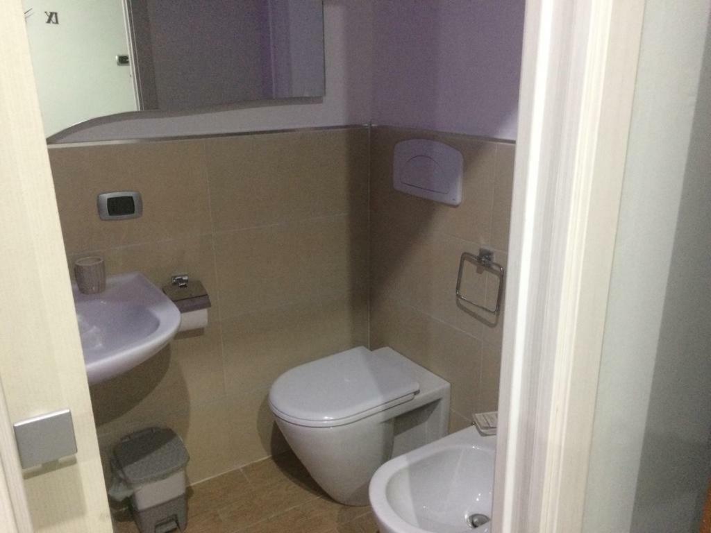 Casa Vacanza Dei Greci บาร์เลตตา ภายนอก รูปภาพ