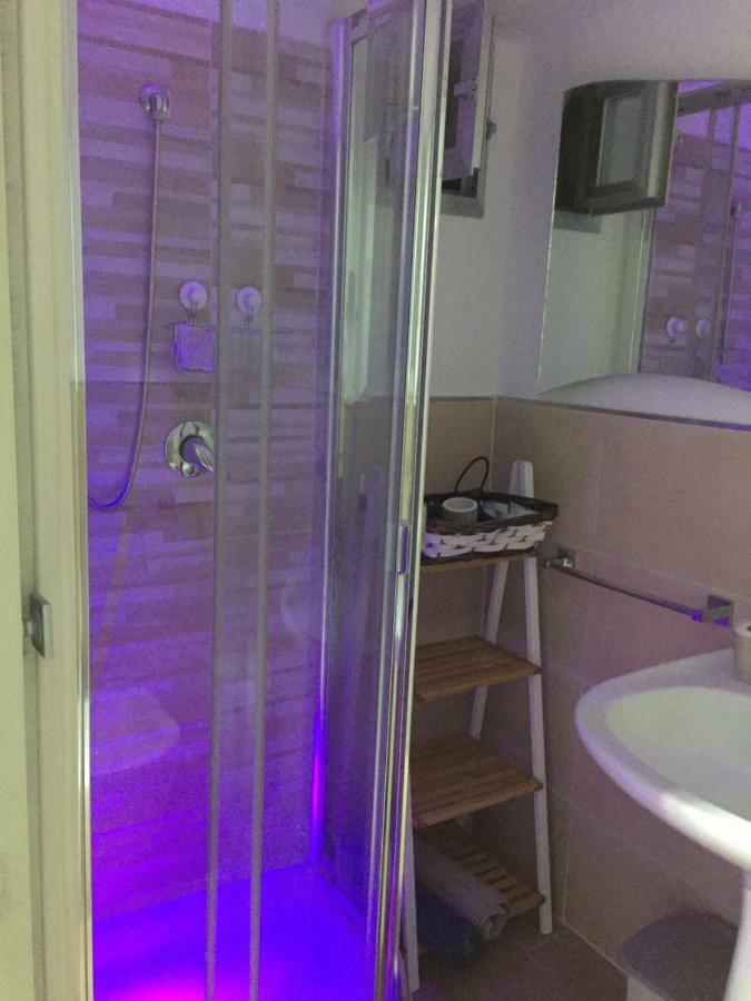 Casa Vacanza Dei Greci บาร์เลตตา ภายนอก รูปภาพ