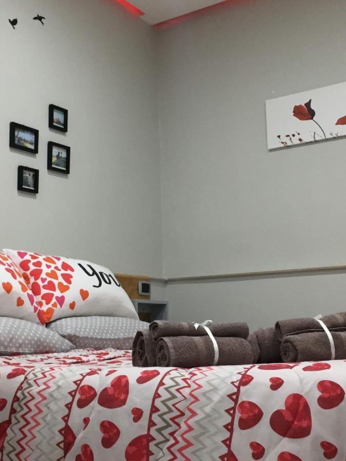 Casa Vacanza Dei Greci บาร์เลตตา ภายนอก รูปภาพ